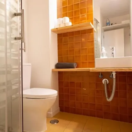 Alfama Fado No Coracao De